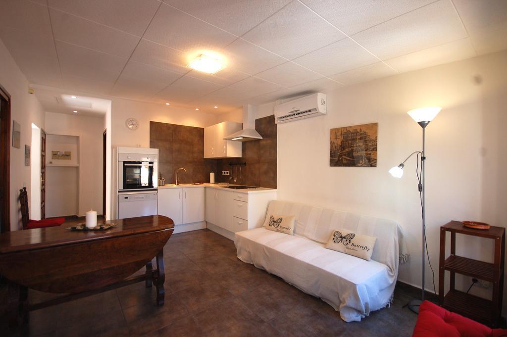 Lets Holidays Cozy Apartment 70 M. From The Beach In Tossa Тосса-де-Мар Экстерьер фото
